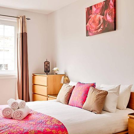 Joivy Bright Royal Mile Apartment Edinburg Exteriör bild